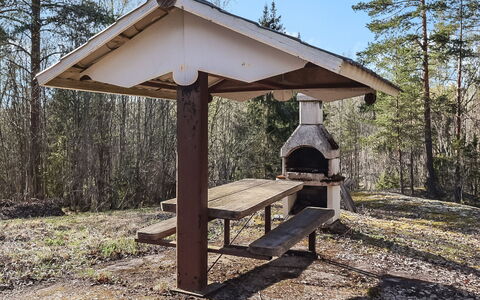 Villa Kataja: Madera, Cabaña, Manchas De Madera, Madera Dura, Cuarto De Troncos, Tablón, Techo, Material Natural, Maderas, Edificios Del Jardín