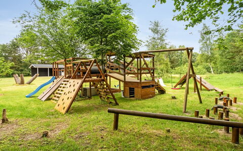 Ara - 1.4Km from the Sea: Cubrir Con Paja, Cabaña, Casa, Techo, Casa, Casa De Campo, \Choza, Inmuebles, Pueblo