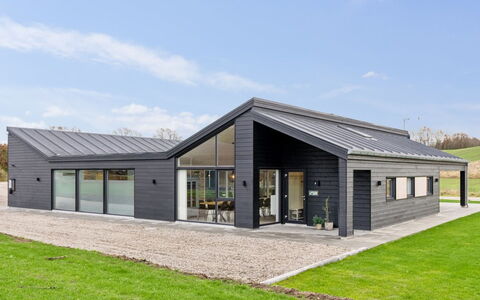 Marinus - 800M from the Sea