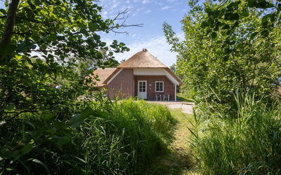 Ejvi - 4Km from the Sea