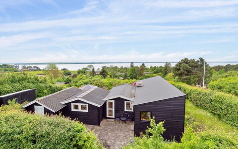 Skamhals - 440M to the Fjord: Madera, Techo, Arquitectura, Casa, Casa, Cabaña, Vía Muerta, Madera Dura, Pendiente, Inmuebles