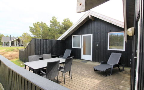 Antonelle - 1.7Km from the Sea: Cocina, Mostrador, Aparato De Cocina, Piso, Gabinetes, Diseño De Interiores, Electrodoméstico, Suelo, Casa, Mueble