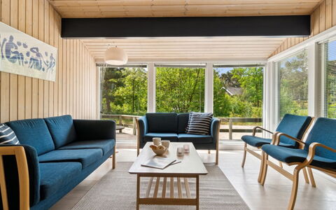 Deni - 800M from the Sea: Madera, Techo, Arquitectura, Casa, Casa, Cabaña, Vía Muerta, Madera Dura, Pendiente, Inmuebles