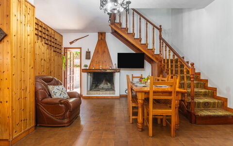 Sant'Andrea: Agua, Cielo, Planta, Azur, Playa, Costeras Y Los Accidentes Geográficos Oceánico, Paisaje Natural, Terreno, Horizonte, Lago