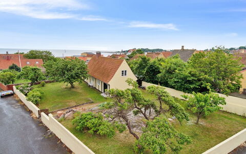 Øde - 100M from the Sea: Hierba, Pradera, Paisaje, Ecorregión, Llanura, Planta De La Comunidad, El Terreno Del Lote, Mueble Para Exteriores, Pradera, Shrubland