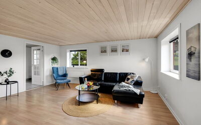 Eino - 150M from the Sea