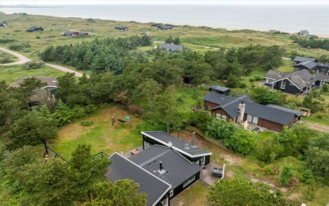 Adrienne - 240M from the Sea: Hierba, Pradera, Paisaje, Ecorregión, Llanura, Planta De La Comunidad, El Terreno Del Lote, Mueble Para Exteriores, Pradera, Shrubland