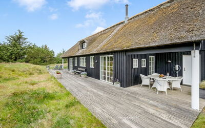 Helmi - 1.5Km from the Sea
