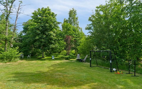 Lovisa - 7Km from the Sea: Piscina, Mueble Para Exteriores, Mueble, Recurso, Losa, Eco Hotel, Sombra, Silla, Ocio, Inmuebles