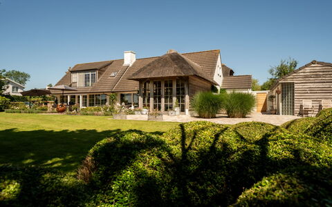 Villa Rosetree with Sauna and Pool Table