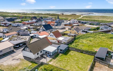 Darja - 300M from the Sea: Casa, Techo, Casa, Cabaña, Cobertizo, Edificios Del Jardín, Vía Muerta, Yarda, Cuarto De Troncos, \Choza