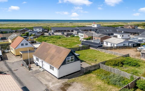 Darja - 300M from the Sea: Casa, Techo, Casa, Cabaña, Cobertizo, Edificios Del Jardín, Vía Muerta, Yarda, Cuarto De Troncos, \Choza