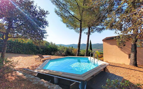 Le Belvédère D'Estelle: Azul, Agua, Piscina, Material Compuesto, Ocio, Recurso, Mueble Para Exteriores, Sombra, Eco Hotel, Fuente De Agua