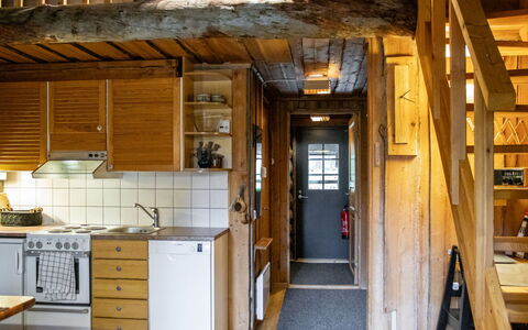 Satakero 3: Cabaña, Casa, Casa, Edificios Del Jardín, Vía Muerta, Cuarto De Troncos, Casa De Campo, Inmuebles, Cobertizo, Yarda