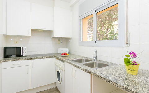 Alojamiento:&nbsp;Velazquez 383.9