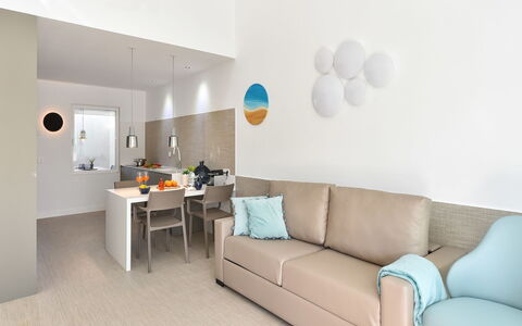 New Velsuites Ii: Sofá, Mueble, Mesa, Diseño De Interiores, Comodidad, Sala, Sofá Cama, Edificio, Suelo