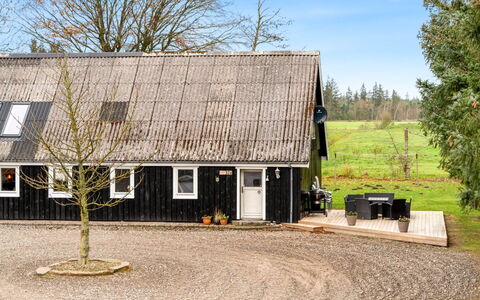 Thorgot - 3Km from the Sea: 