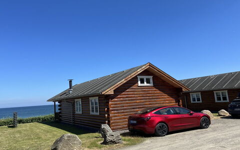 Stille - 10M from the Sea: Madera, Casa, Porche, Cubierta, Madera Dura, Techo, Manchas De Madera, Suelos De Madera, Eco Hotel