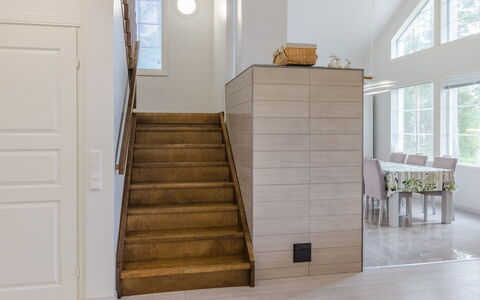 Levähdys: Mueble, Silla, Mueble Para Exteriores, Mesa, Madera, Mesa Al Aire Libre, Cocina Y Comedor Mesa, Sombra, Jardín, Paraguas