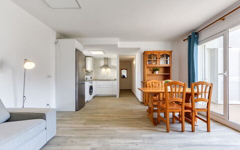 Alojamiento:&nbsp;Platja de Roses 900.3