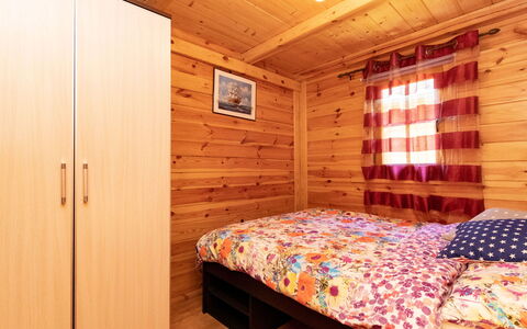 Zacisze Bałtyku: Propiedad, Madera, Suelo, Diseño De Interiores, Piso, Madera Dura, Comodidad, Bienes Raíces, Manchas De Madera, Techo