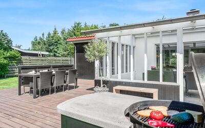 Ansine - 500M from the Sea