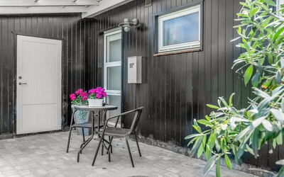 Ansine - 500M from the Sea