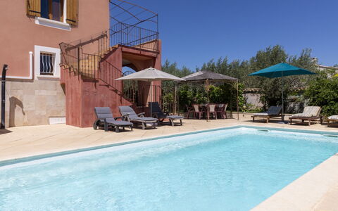 Villa Rose: Agua, Cielo, Planta, Ventana, Piscina, Azur, Edificio, Silla, Sombra, Mueble Para Exteriores