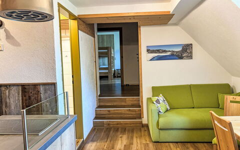 Irdning - Donnersbachtal 649: Propiedad, Sofá, Madera, Diseño De Interiores, Arquitectura, Puerta, Suelo, Piso, Salón, Sala