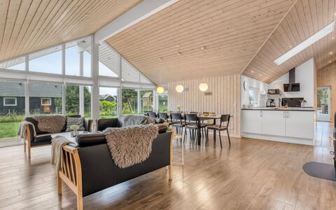 Imke - 1Km from the Sea: Madera, Techo, Madera Dura, Tablón, Manchas De Madera, Vía Muerta, Suelos De Madera, Maderas, Cubierta, Porche