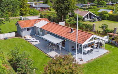 Salvina - 300M from the Sea