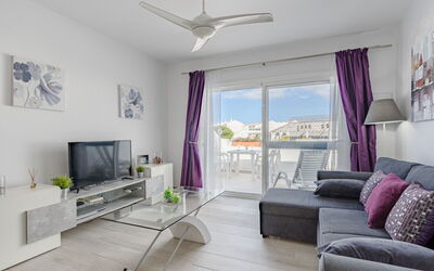 Alojamiento:&nbsp;Parque Don Jose Poolside Retreat 603.1