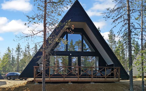 Kota Villa C: Madera, Cabaña, Cuarto De Troncos, Bosque, Cobertizo, Edificios Del Jardín, Alerce, Bosque, Manchas De Madera