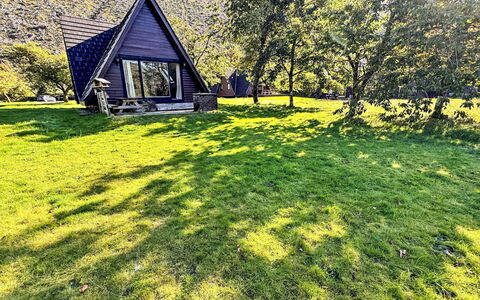 Lodge 6: Planta, Naturaleza, Hoja, Paisaje Natural, Árbol, El Terreno Del Lote, Hierba, Luz De Sol, Casa