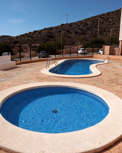 El Pinar de San Ginés: Piscina, Material Compuesto, Sombra, Mueble Para Exteriores, Recurso, Sunlounger, Loseta, Ciudad De Vacaciones