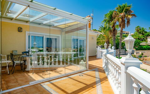 Marques: Cielo, Propiedad, Planta, Edificio, Ventana, Azur, Arquitectura, Diseño De Interiores, Sombra, Porche