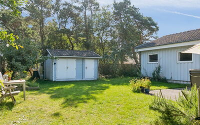 Joella - 75M from the Sea