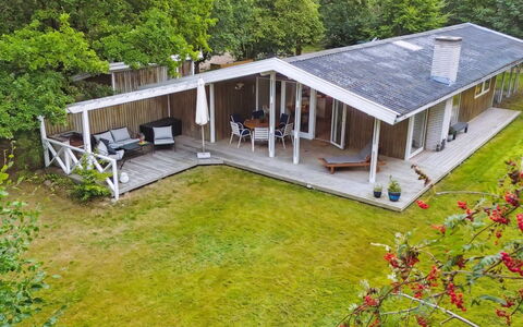 Arto - 1.2Km from the Sea: Casa, Cabaña, Porche, Vía Muerta, Casa De Campo, Estructura Al Aire Libre