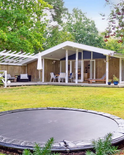 Arto - 1.2Km from the Sea