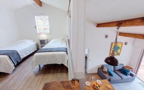 Mimizan 406: Mueble, Piso, Pared, Suelo, Diseño De Interiores, Madera, Suelos De Madera, Habitación, Techo, Cama