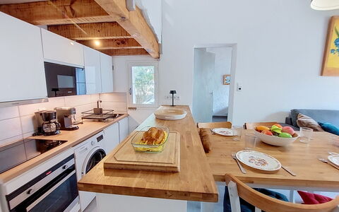 Mimizan 406: Mueble, Mostrador, Piso, Diseño De Interiores, Madera, Suelo, Cocina, Techo, Aparato De Cocina, Gabinetes