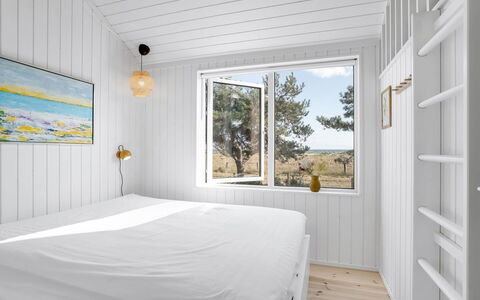 Kaila - 50M from the Sea: Madera, Habitación, Techo, Tablón, Madera Dura, Suelos De Madera, Lecho, Cama, Diseño, Manchas De Madera