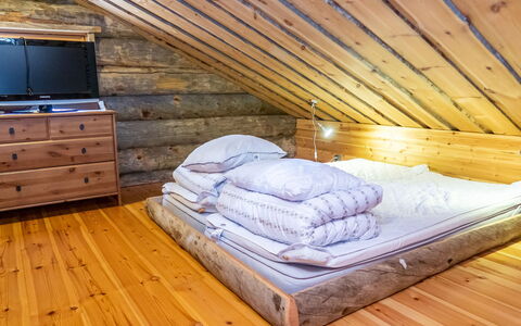 Villa Olivia: Madera, Piso, Suelo, Diseño De Interiores, Habitación, Mueble, Cama, Encendiendo, Suelos De Madera, Techo