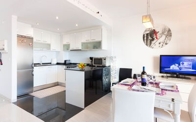 Alojamiento:&nbsp;Club Nautic 124.22