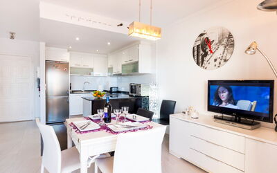 Alojamiento:&nbsp;Club Nautic 124.22