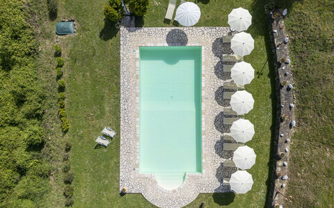 Marcigliana Cottage, Pool, Radicondoli: Propiedad, Azur, Agua, El Terreno Del Lote, Hierba, Rectángulo, Ocio, Paisaje, Tecnología, Diseño Urbano