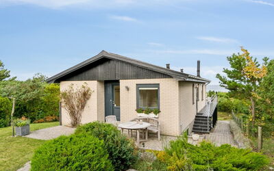 Kaleva - 100M from the Sea