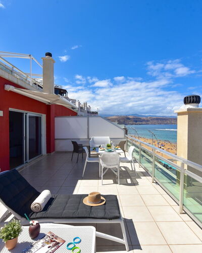 Canteras Mc: Nube, Cielo, Agua, Ventana, Edificio, Sombra, Mueble Para Exteriores, Piscina, Ocio, Diseño Urbano