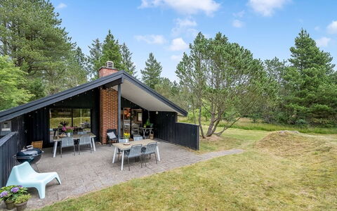 Regine - 1.1Km to the Fjord: Casa, Cabaña, Casa, Techo, Área Rural, Cobertura Del Suelo, Casa De Campo, Edificios Del Jardín, Jardín, Vía Muerta
