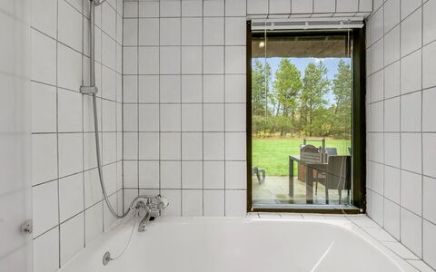 Matilda - 1.6Km from the Sea
